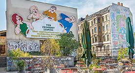 Foto Studenten-WG, m�bliertes Apartment oder eigene Wohnung? In Leipzig findest du alle Arten von Studentenwohnungen in Preisklassen ab � 200 pro Monat. Tipps f�r Studenten zu Wohnungssuche in Leipzig.<br>