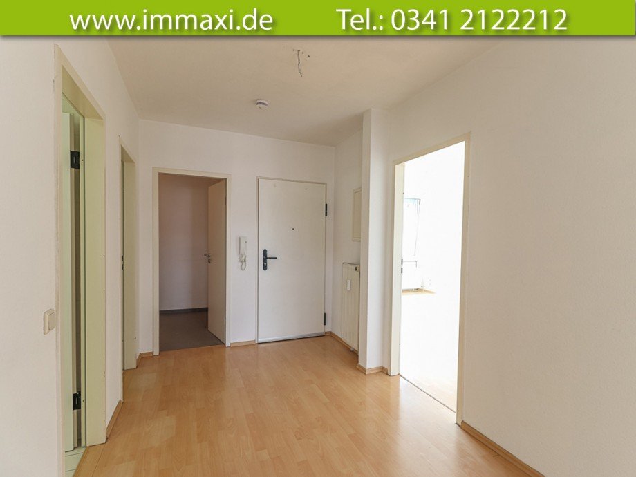 Flur-mit-Wohnungseingang Dachgeschosswohnung Leipzig