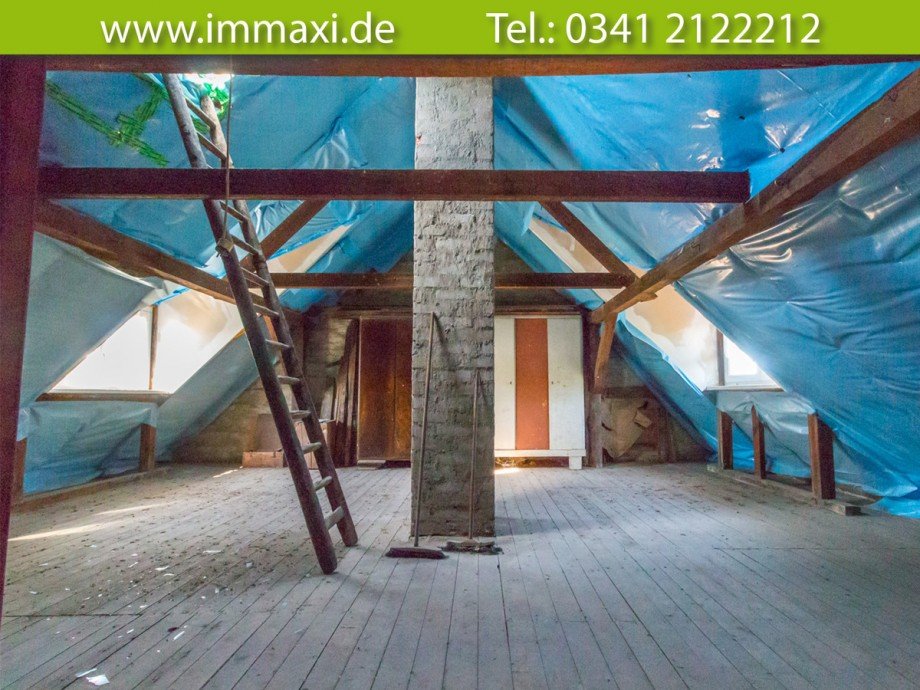 Dachboden Doppelhaush�lfte Leipzig