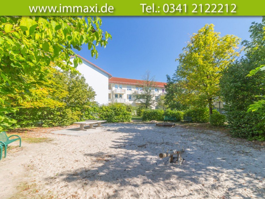 Spielplatz-in-der-Wohnanlage Etagenwohnung Leipzig
