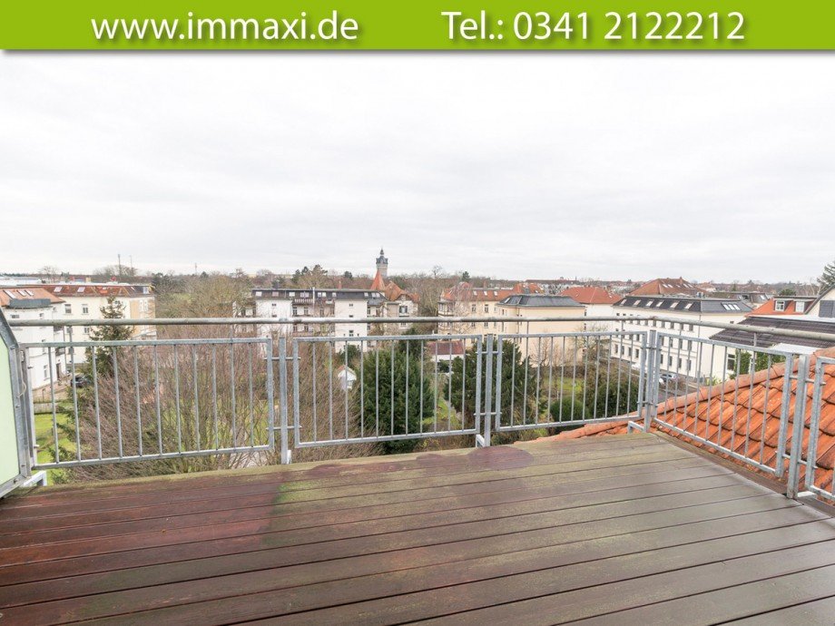 Dachterrasse-mit-Weitblick-�ber-Markkleeberg Dachgeschosswohnung Markkleeberg