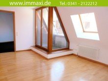 Zimmer ZENTRUM PETERSSTRASSE + 2 RAUM APPARTEMENT + KLEINER BALKON + PARKETT