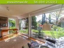 Innenansicht-Zimmer-mit-Blick-zum-GArten LEIPZIG GROSSZSCHOCHER + WOCHENENDGRUNDST�CK MIT BUNGALOW + DIREKT AM WASSER