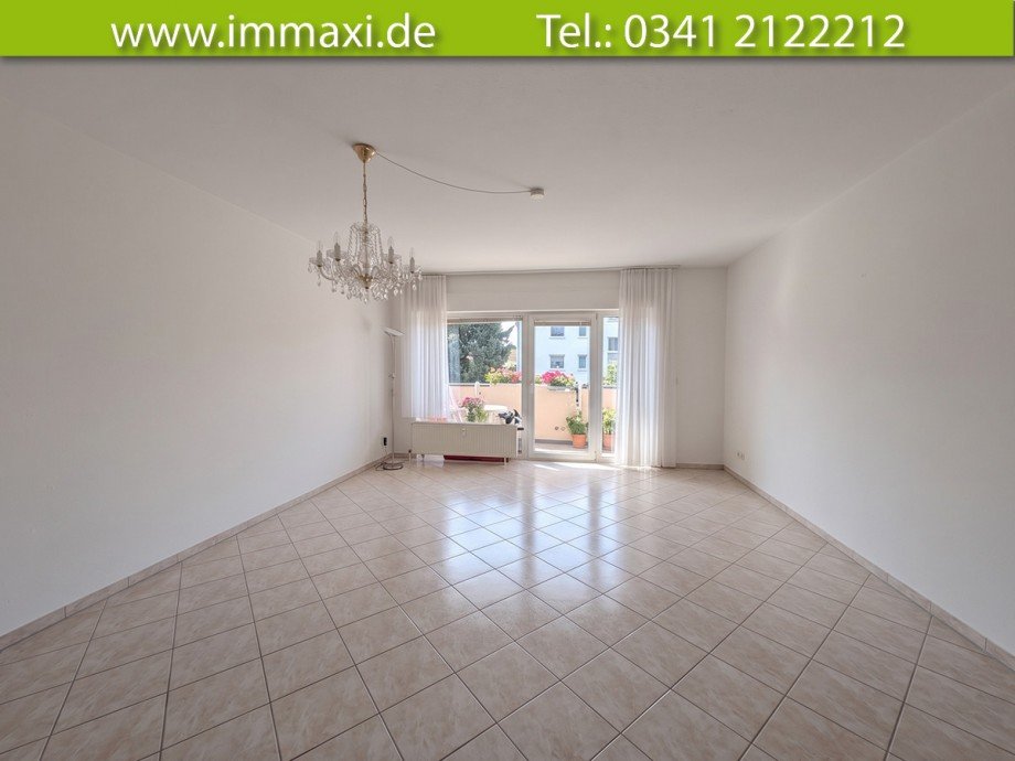 Wohnzimmer (mit KI von Gegenst�nden ber�umt) Etagenwohnung Leipzig