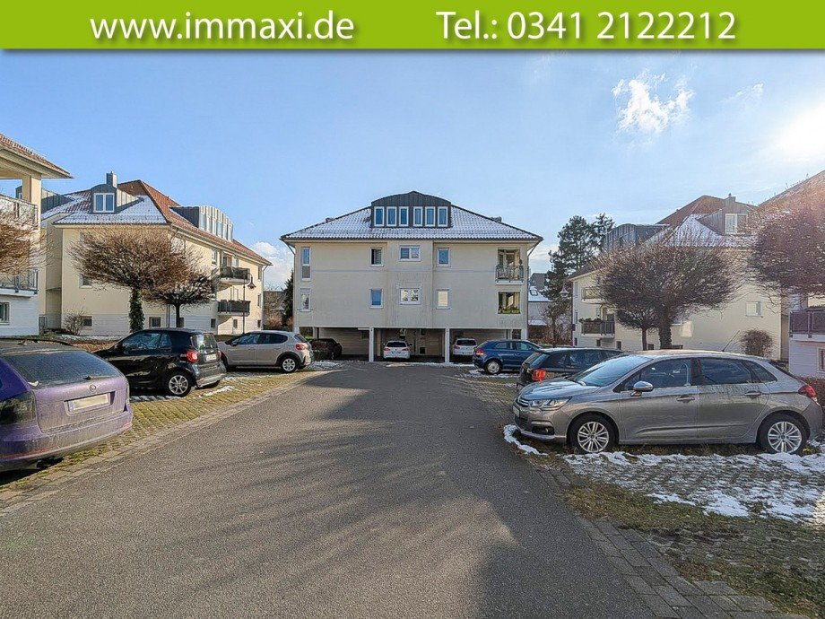 Stellpl�tze-vor-dem-Haus Etagenwohnung Markkleeberg