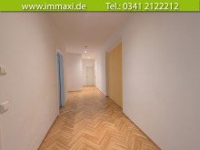 Flur ZENTRUM S�D-OST + 4 RAUM WOHNUNG + 2 BALKONE + AUFZUG + VERMIETET