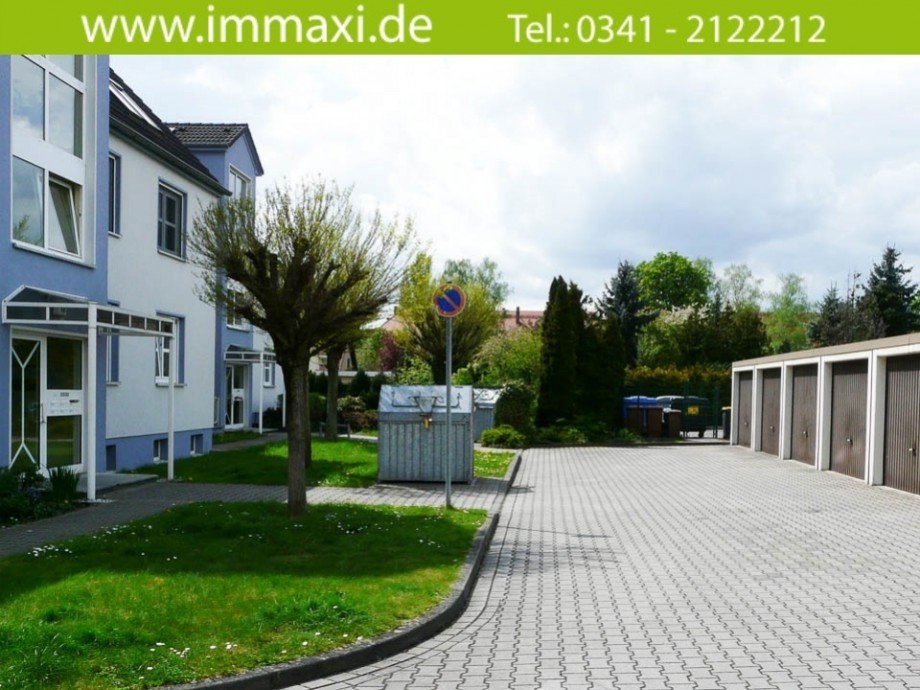 vor dem Haus Dachgeschosswohnung Leipzig