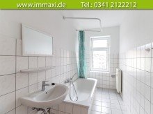 Badezimmer Beispiel Referenzwohnung IN VORBEREITUNG + AB 01.09.2026 + SCHLEUSSIG + 2 RAUM + LAMINATBODEN