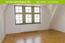 Wohnzimmer (4) PLAGWITZ + 2 RAUM WOHNUNG + DACHTERRASSE + EBK + PARKETT
