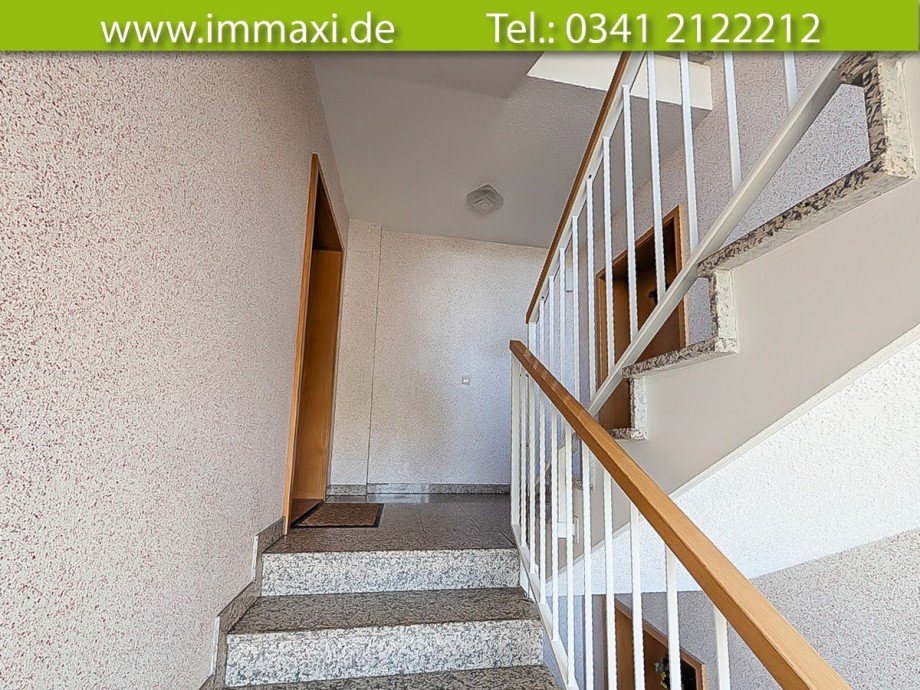 gepflegtes-Treppenhaus Etagenwohnung Leipzig