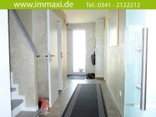 Diele im EG KROSTITZ + EINFAMILIENHAUS ZUM KAUF + NEUWERTIG + NIEDRIGENERGIE