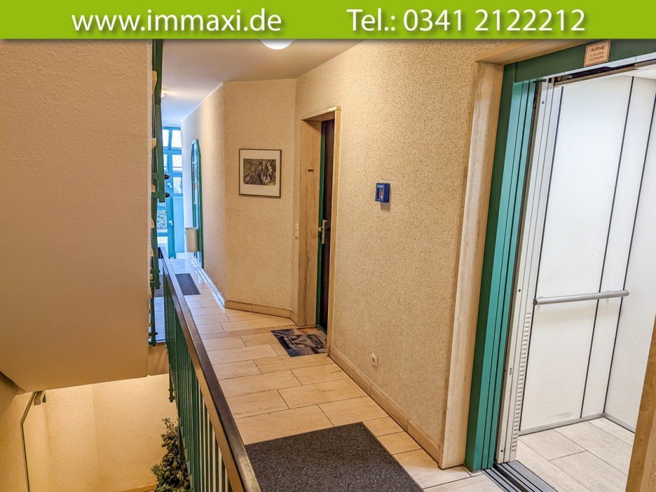 gepflegtes-Treppenhaus Etagenwohnung Leipzig