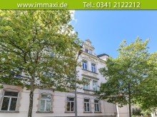 Hausansicht-Stra�enseite-(2) ZENTRUM-NORD + 2 RAUM WOHNUNG MIT GR�NDERZEITFLAIR