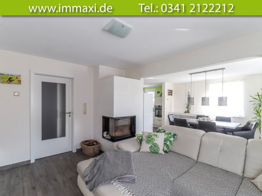 Wohnbereich-mit-Kamin Doppelhaush�lfte Delitzsch