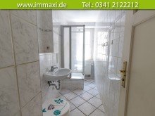 Badezimmer LINDENAU + 2 RAUM WOHNUNG ZUM KAUF + RENOVIERUNGSBEDARF