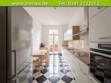 K�che ZENTRUM S�D-OST + 4 RAUM WOHNUNG + 2 BALKONE + AUFZUG + VERMIETET