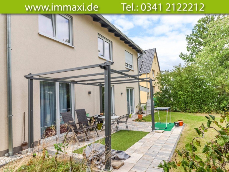Hausansicht-R�ckseite-mit-Terrasse-(2025) Einfamilienhaus Leipzig