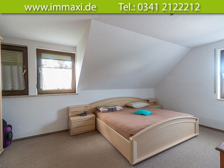 OG-Schlafzimmer Einfamilienhaus Wei�enfels