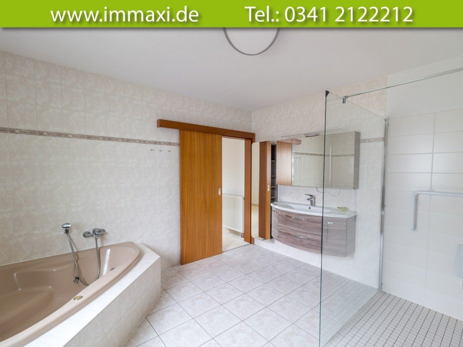 Badezimmer-(2) Einfamilienhaus Markkleeberg