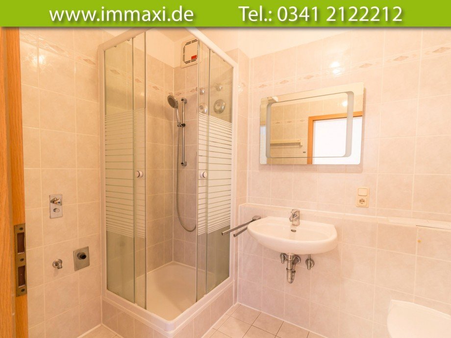 Badezimmer-mit-Dusche Etagenwohnung Leipzig
