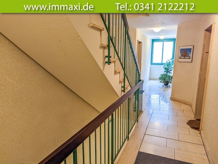 gepflegtes-Treppenhaus-(2) Etagenwohnung Leipzig