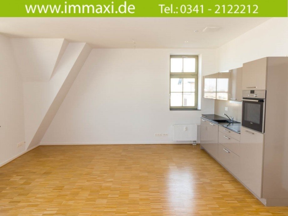 Wohnzimmer (3) Dachgeschosswohnung Leipzig