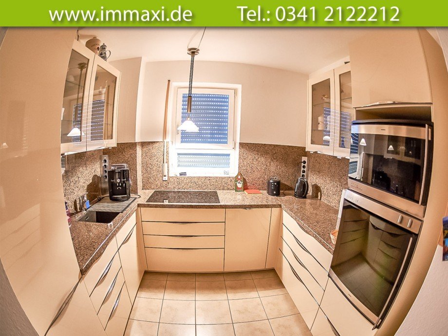 K�che-mit-hochwertiger-Einbauk�che Etagenwohnung Leipzig