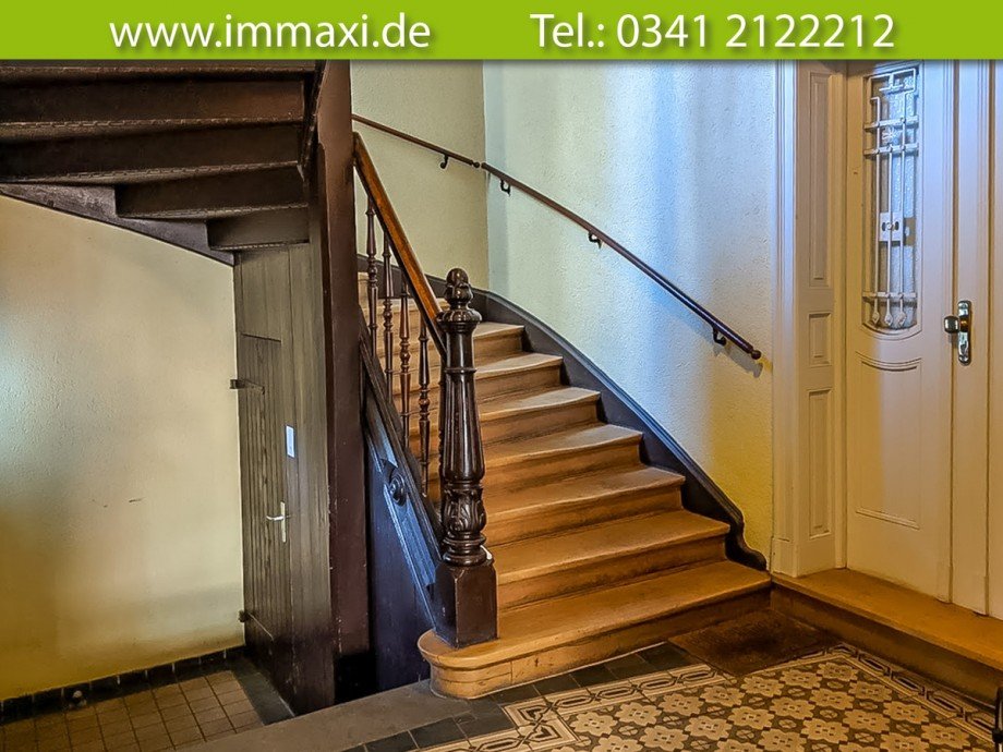 Treppenhaus-mit-Treppenaufgang Etagenwohnung Leipzig