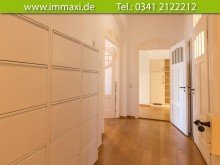 Flur mit Einbauschrank ZENTRUM + 4,5 RAUM + BALKON + PARKETT + ALTBAUCHARME