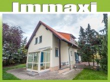 Hausansicht DELITZSCH + EINFAMILIENHAUS KOMPLETT M�BLIERT + AB SOFORT ZU MIETEN